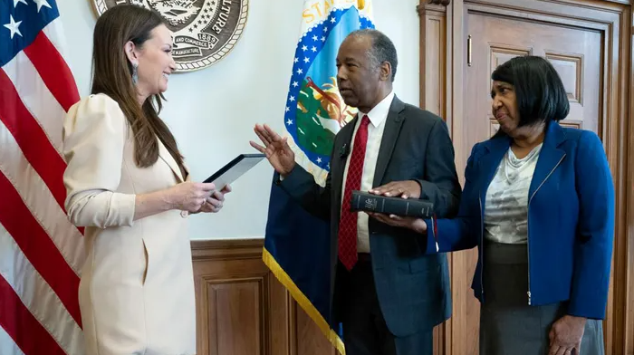 Dr. Ben Carson sworn in to serve as national advisor for nutrition, health and housing at the USDA.