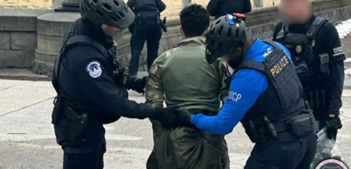 USCP Officers stop and arrest a man with a loaded shotgun outside the U.S. Capitol