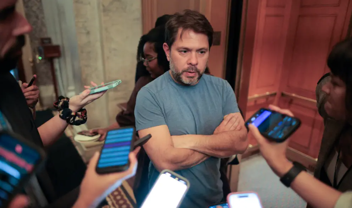 Ruben Gallego