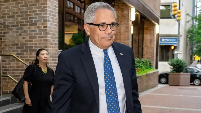 Larry Krasner
