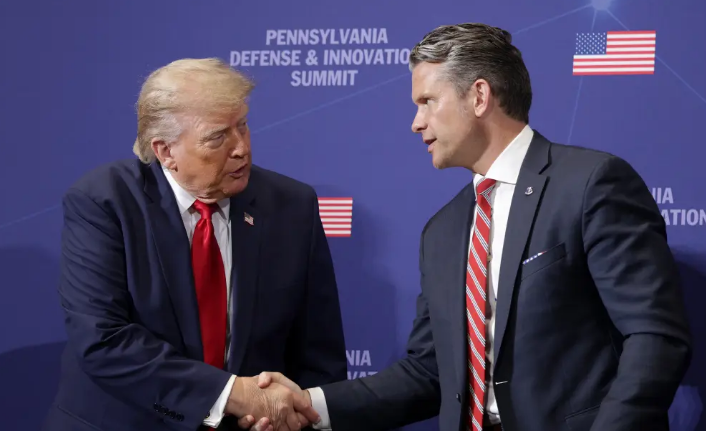 Trump, Pete Hegseth